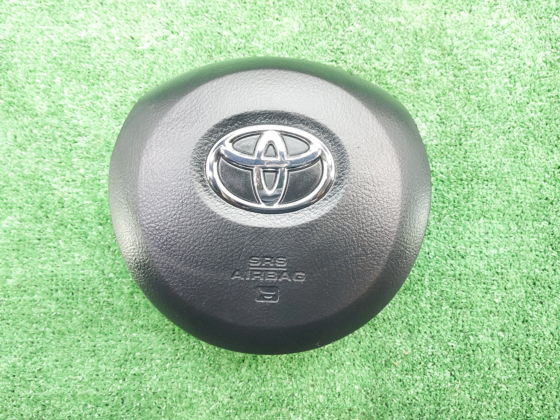 TOYOTA Yaris 3 generation (2010-2019) Other part 553020D180 24836844