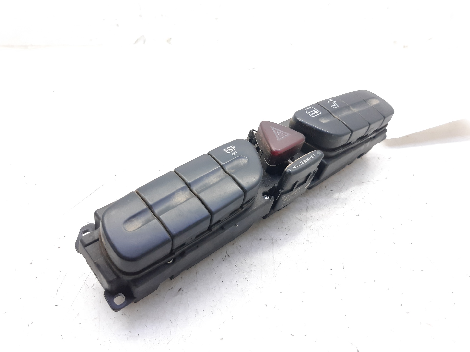 HUMMER CLK AMG GTR C297 (1997-1999) Hazard button 2038215679 22319535