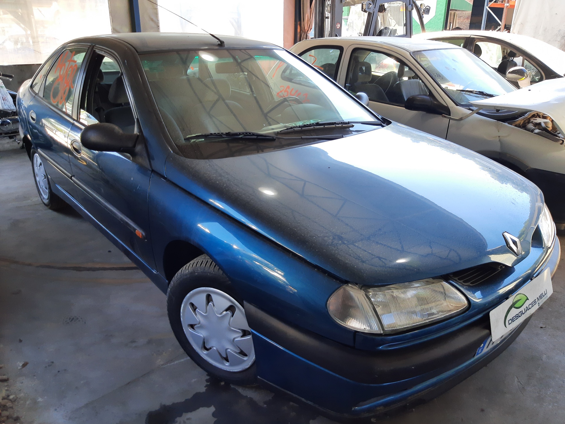 RENAULT Laguna 1 generation (1993-2001) Кронштейн ручки передней левой двери 7700823286 22019947