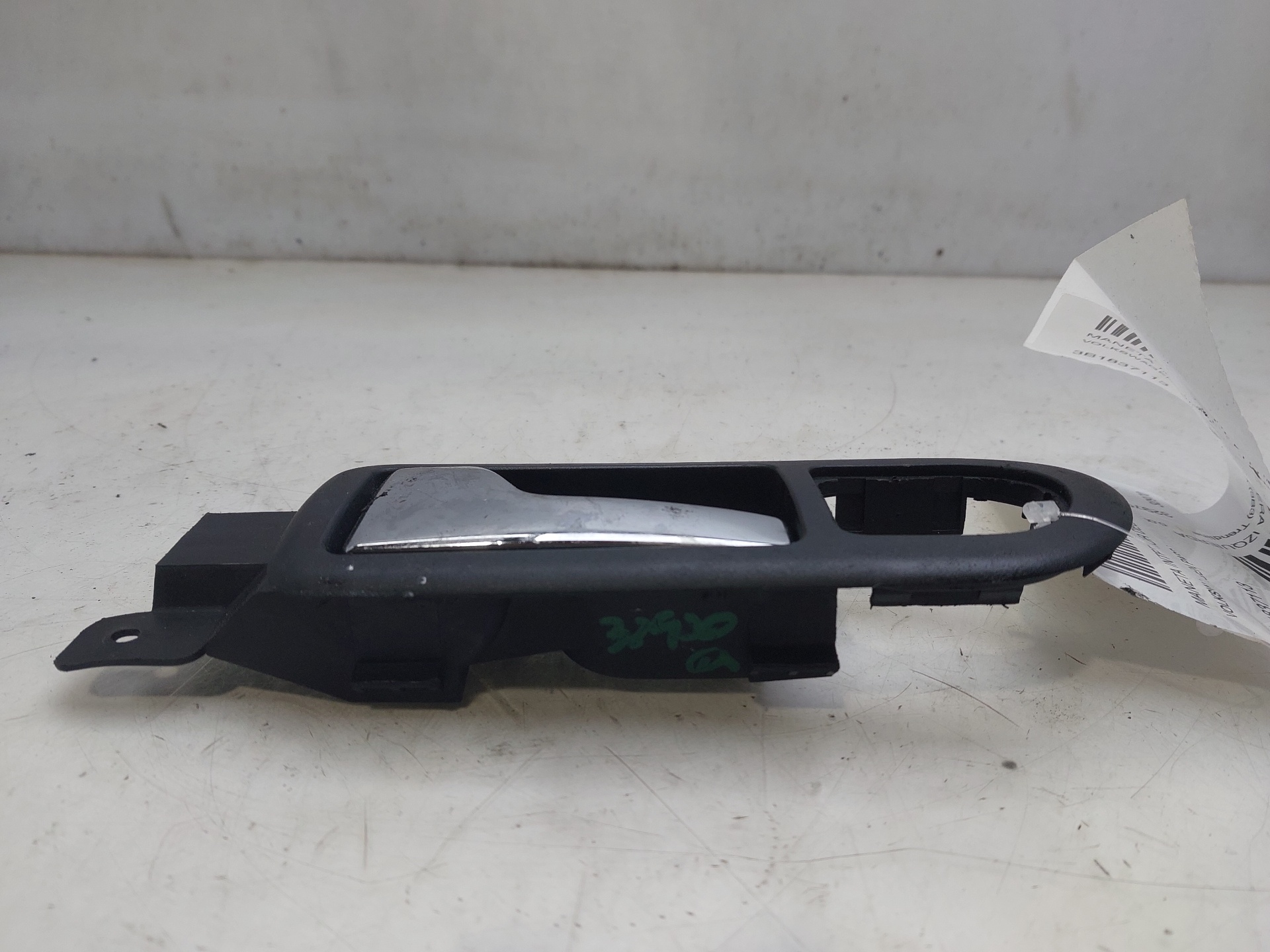 VOLKSWAGEN Passat B5 (1996-2005) Front Left Door Interior Handle Frame 3B1837113 23638558