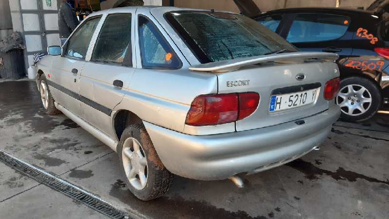 FORD Escort 5 generation (1990-2000) Poignée extérieure de porte avant droite 1017990 22043702