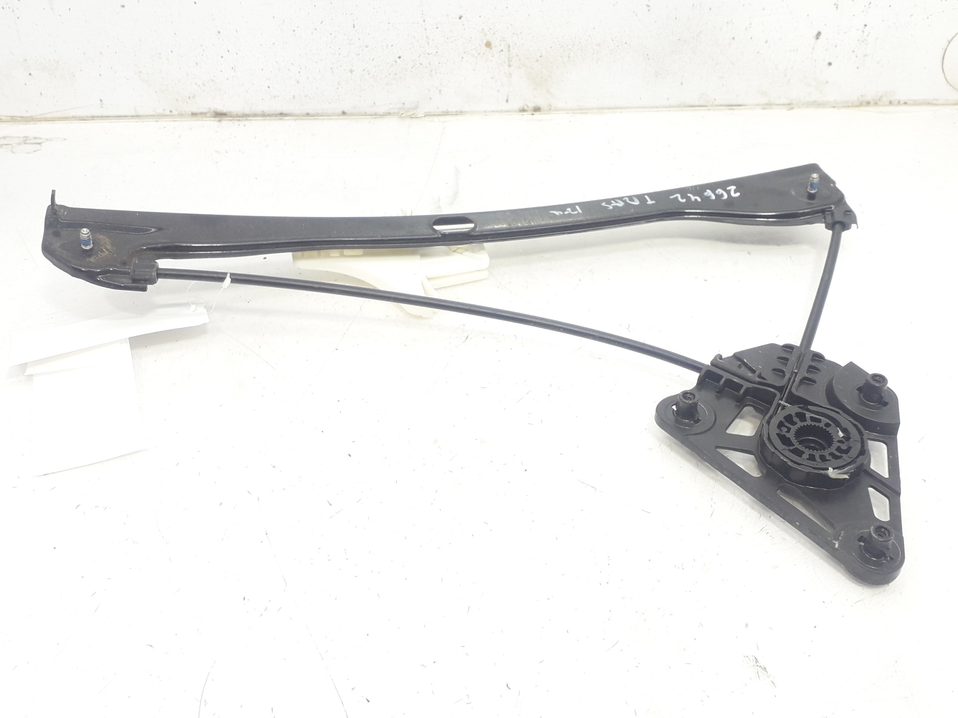 SKODA Yeti 1 generation (2009-2018) Rear left door window lifter 6V0839461 22322337