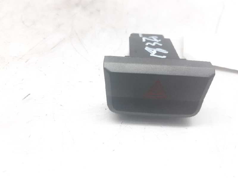 HYUNDAI Accent LC (1999-2013) Hazard button 9379025000 20195483