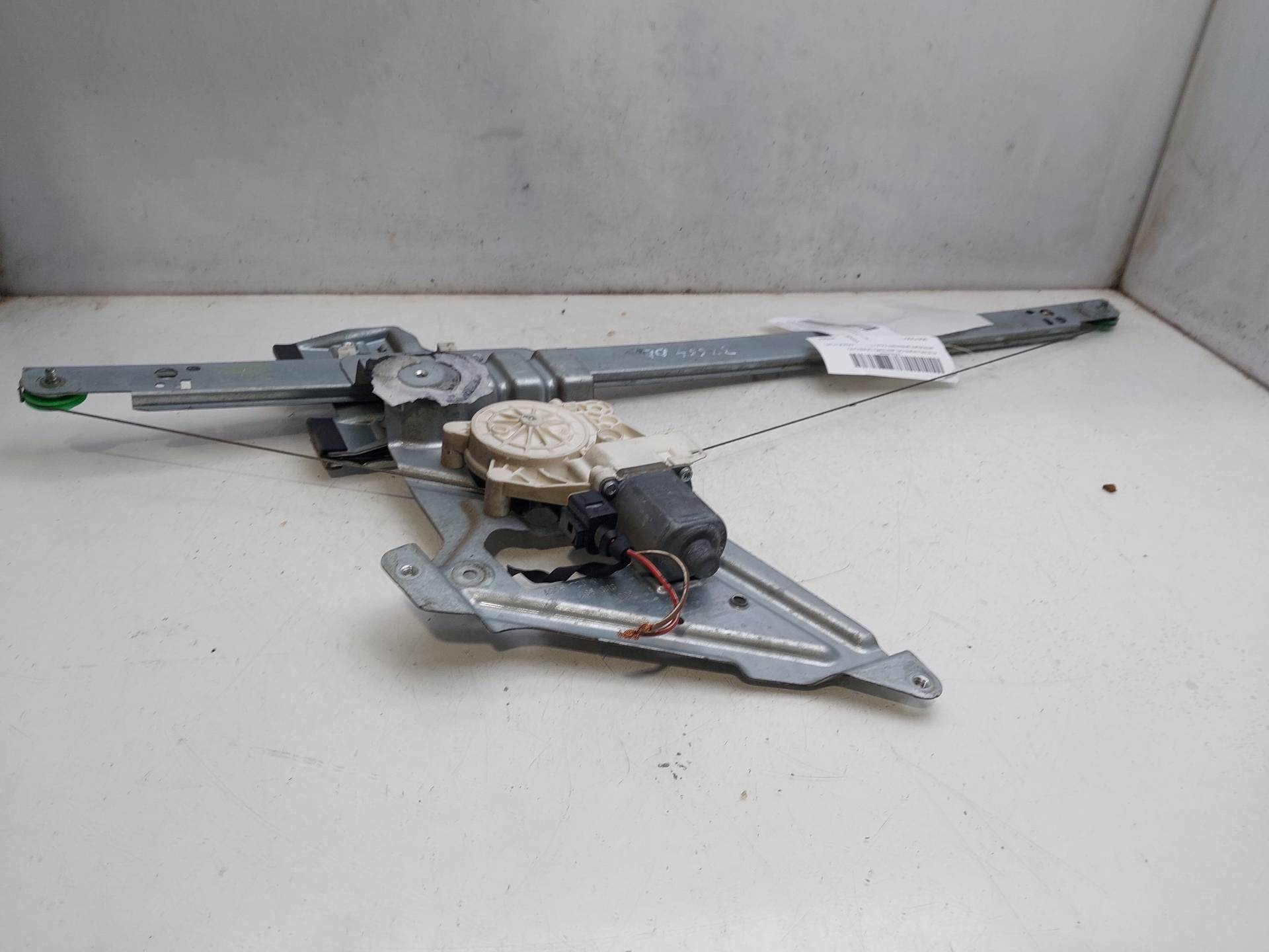 MERCEDES-BENZ Sprinter 2 generation (906) (2006-2018) Front Right Door Window Regulator 9067200146 22606228