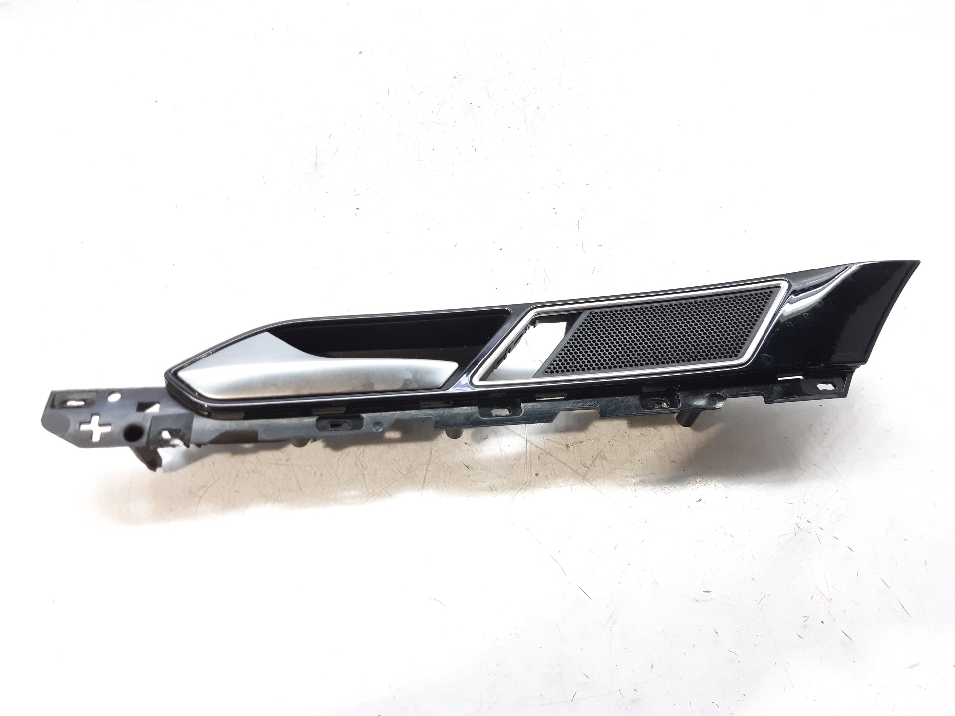 VOLKSWAGEN Passat B8 (2014-2023) Front Left Door Interior Handle Frame 3G1837113 24036583