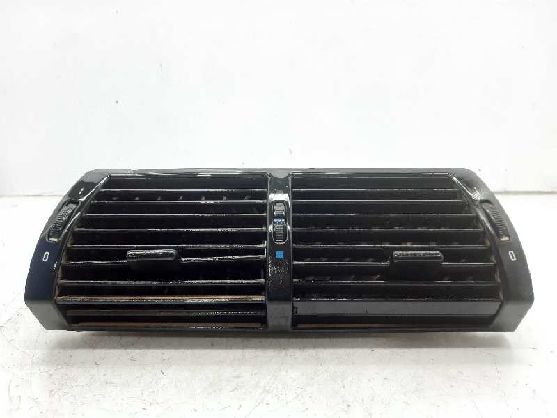 BMW X5 E53 (1999-2006) Salono oro paėmimo grotelės 64228402221 24091491