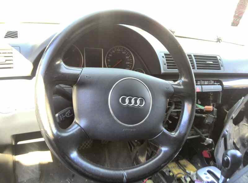 AUDI A4 B6/8E (2000-2005) Priekšējais labais lanžerons 8E0807133 20173067