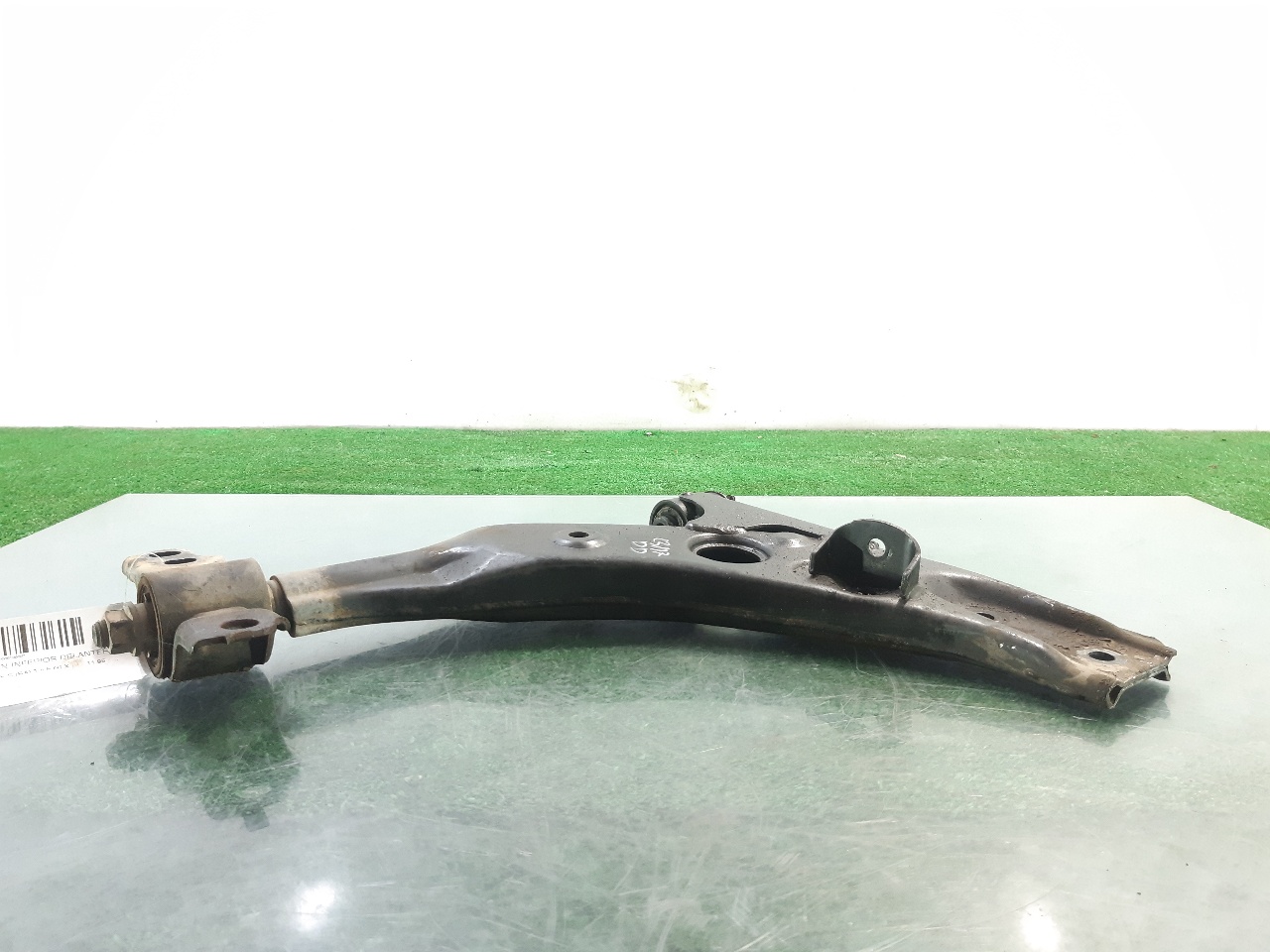 MAZDA 323 BA (1994-2000) Front Right Arm B25D34300D 18664683