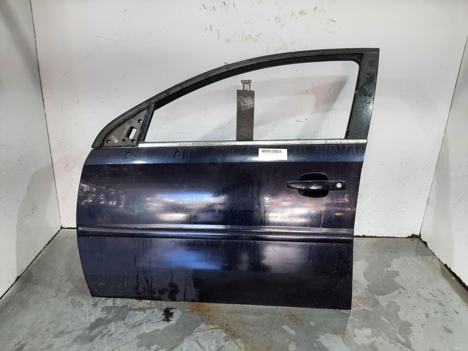 OPEL Vectra C (2002-2005) Front Left Door 93186031 21330882