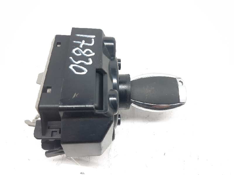 MERCEDES-BENZ A-Class W176 (2012-2018) Ignition Lock A2469055103 18426305