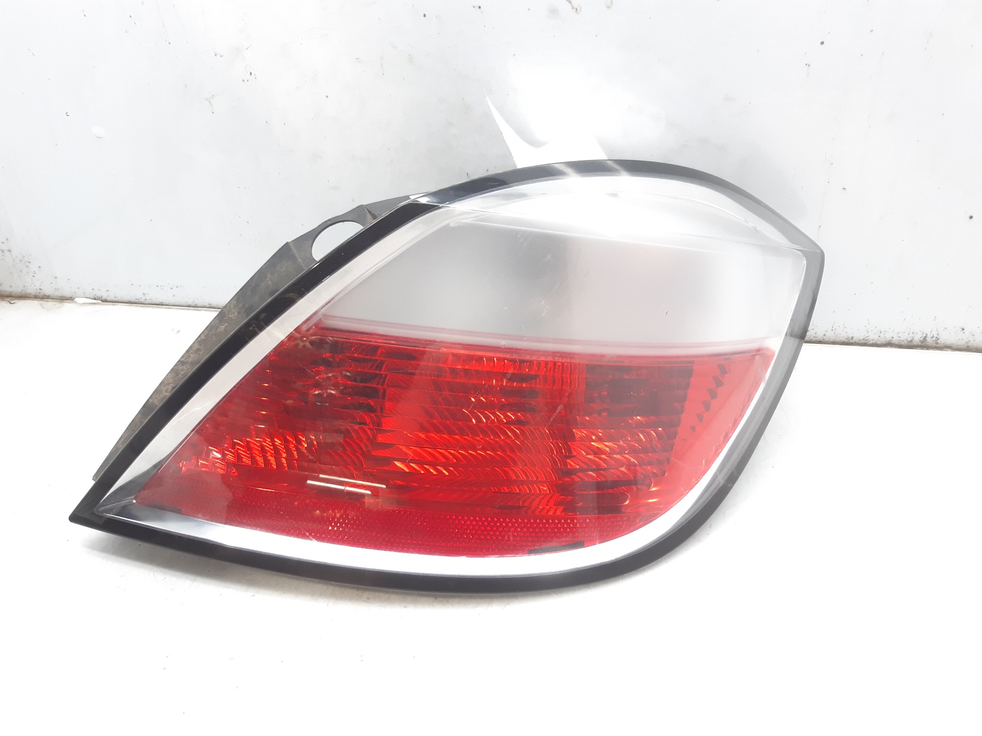 OPEL Astra J (2009-2020) Фонарь задний правый 342691834 22439761