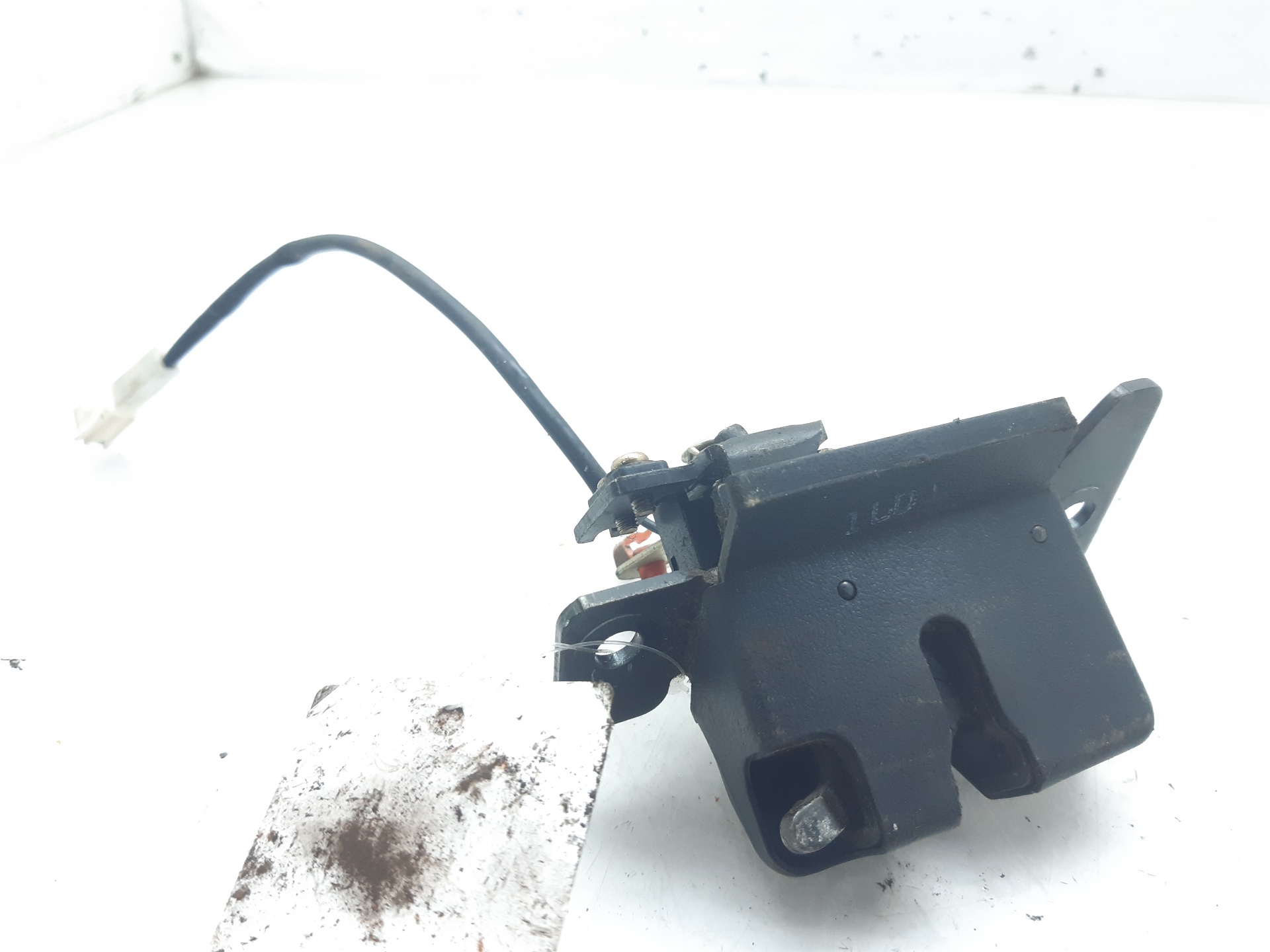 KIA Carens 2 generation (2002-2006) Tailgate Boot Lock 0K2FA62310 18699255