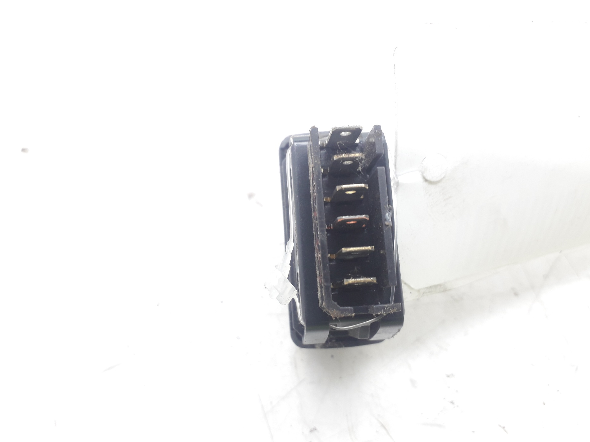 CITROËN Scenic 1 generation (1996-2003) Front Right Door Window Switch 7700432962 18789495