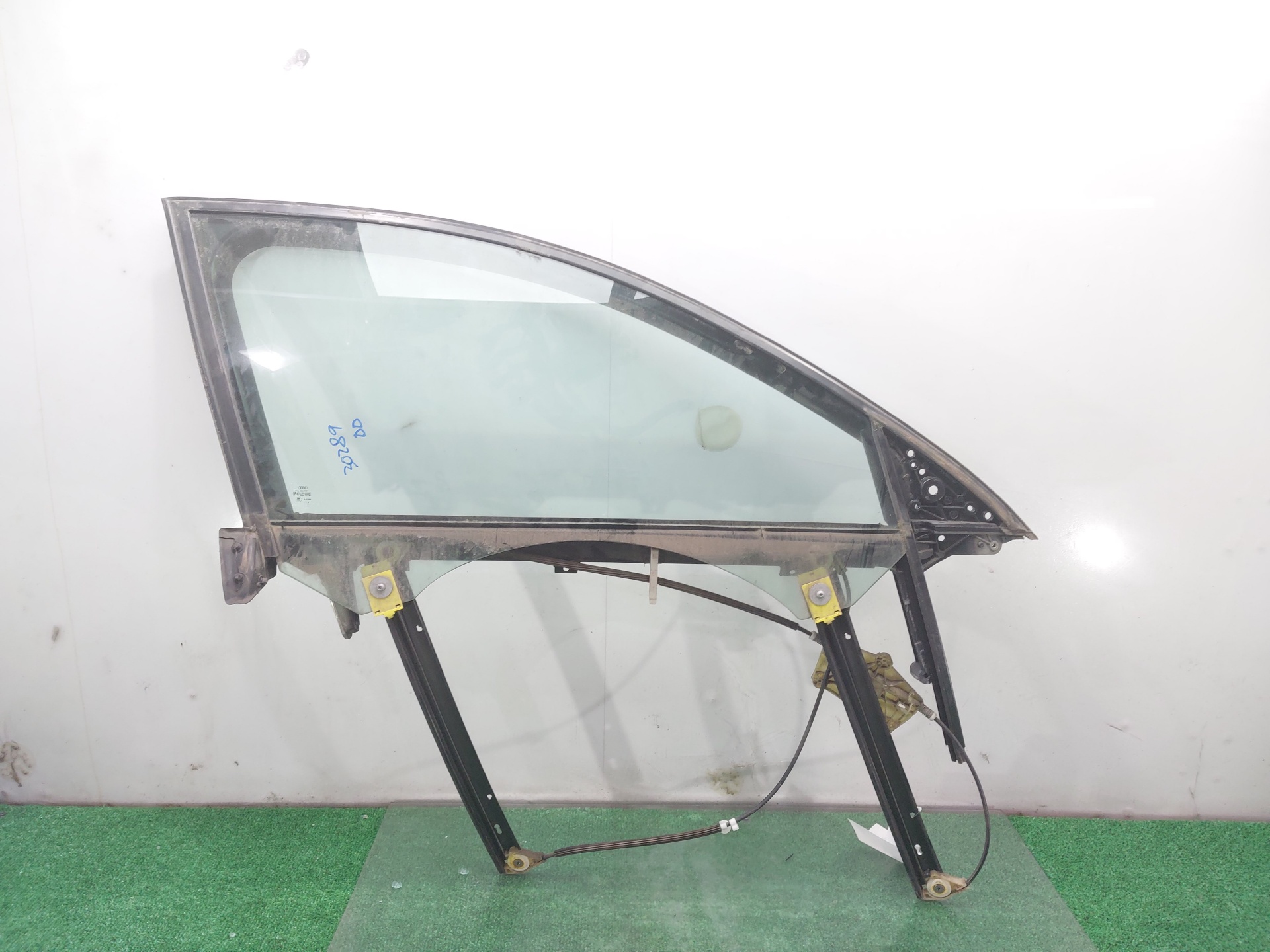 AUDI A6 C6/4F (2004-2011) Стеклоподъемник передней правой двери 4F0837462D 20792348