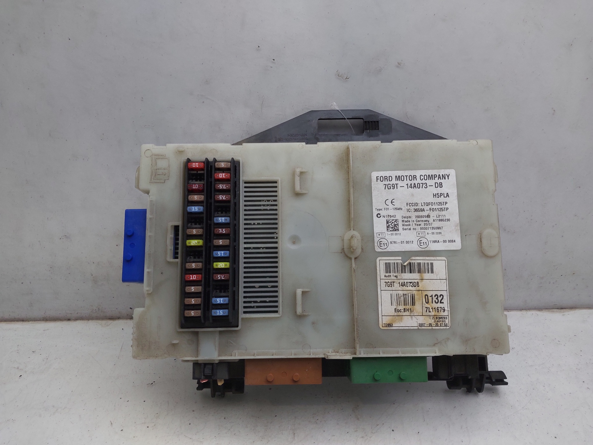 FORD Mondeo 4 generation (2007-2015) Fuse Box 7G9T14A073DB 22916624