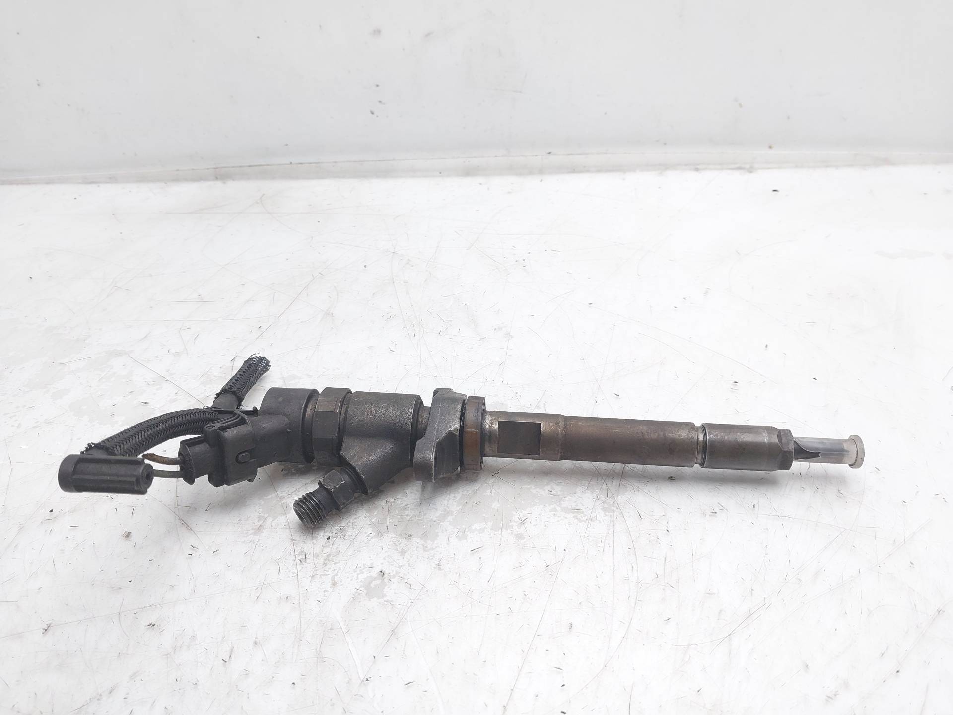 PEUGEOT 407 1 generation (2004-2010) Fuel Injector 0445110188 25295775