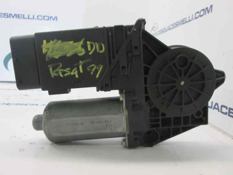 VOLKSWAGEN Passat B5 (1996-2005) Front Right Door Window Control Motor 0130821694 18348369