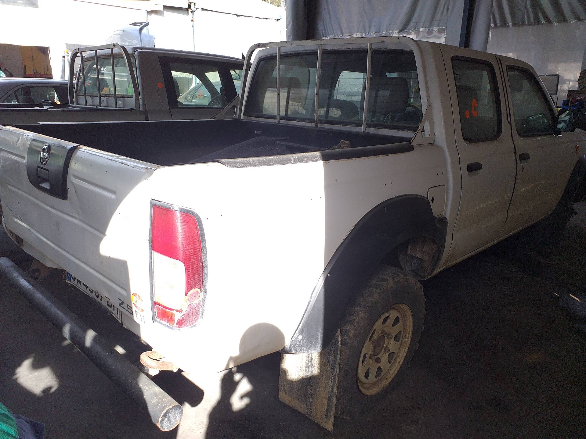 NISSAN Navara D22 (1997-2005) Замок задней правой двери 825025P01A 22042570