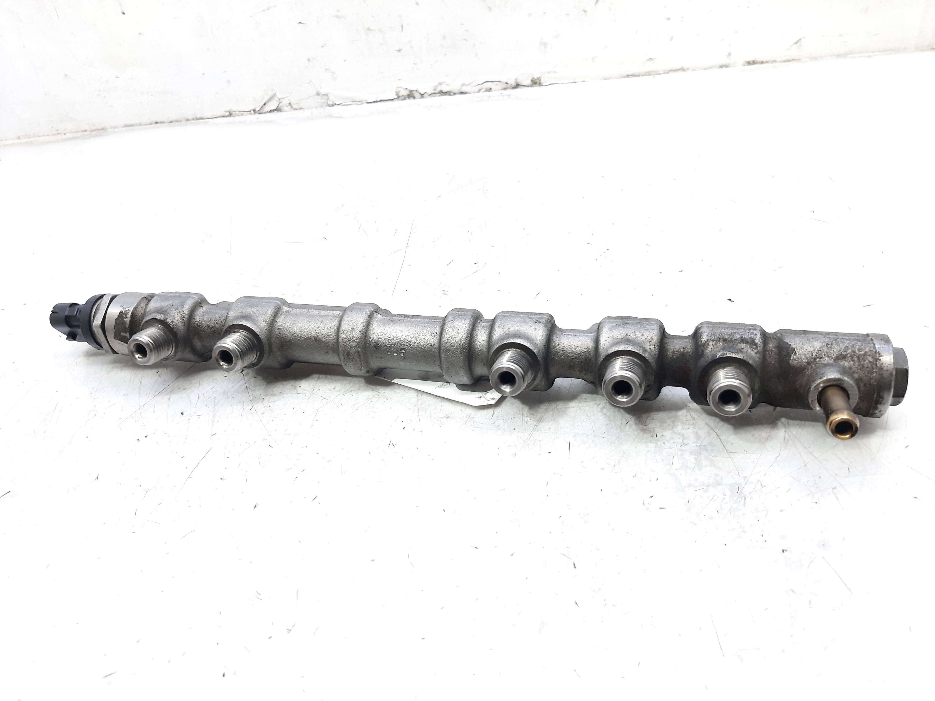 CITROËN Nemo 1 generation (2008-2015) Fuel Rail 55232355 22435466