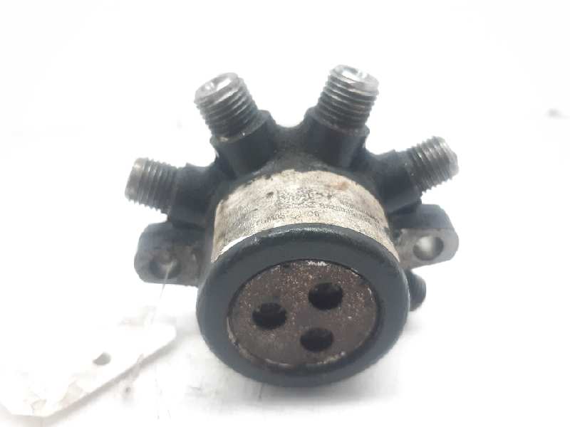 NISSAN Fuel Rail 8200057345 18442703