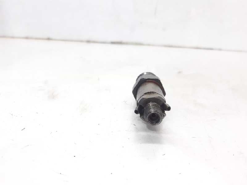 ASTON MARTIN Kangoo 1 generation (1998-2009) Injecteur de carburant LCR6735405 18544317