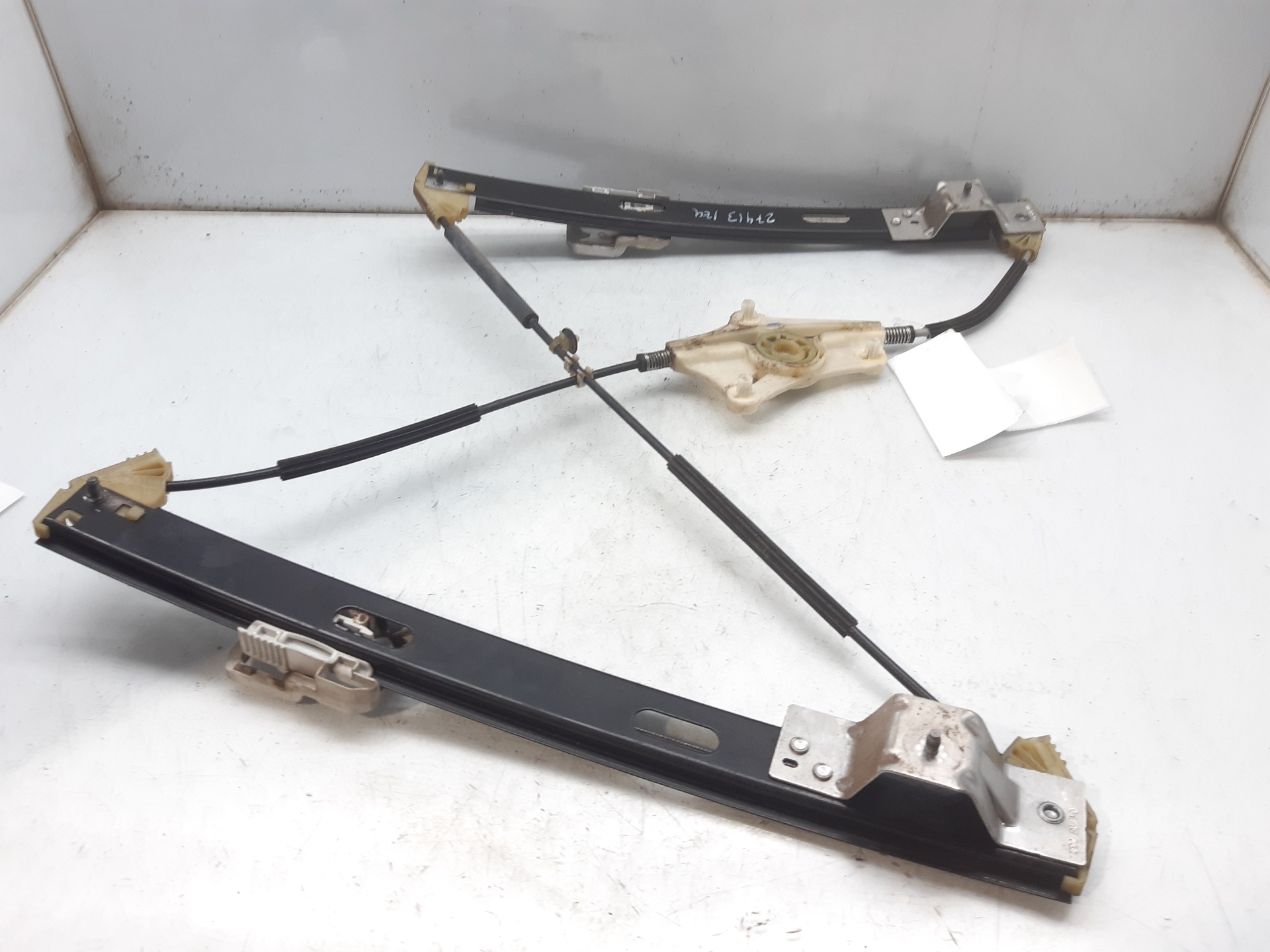 SEAT Leon 3 generation (2012-2020) Front Left Door Window Regulator 5F4837461D 22305162