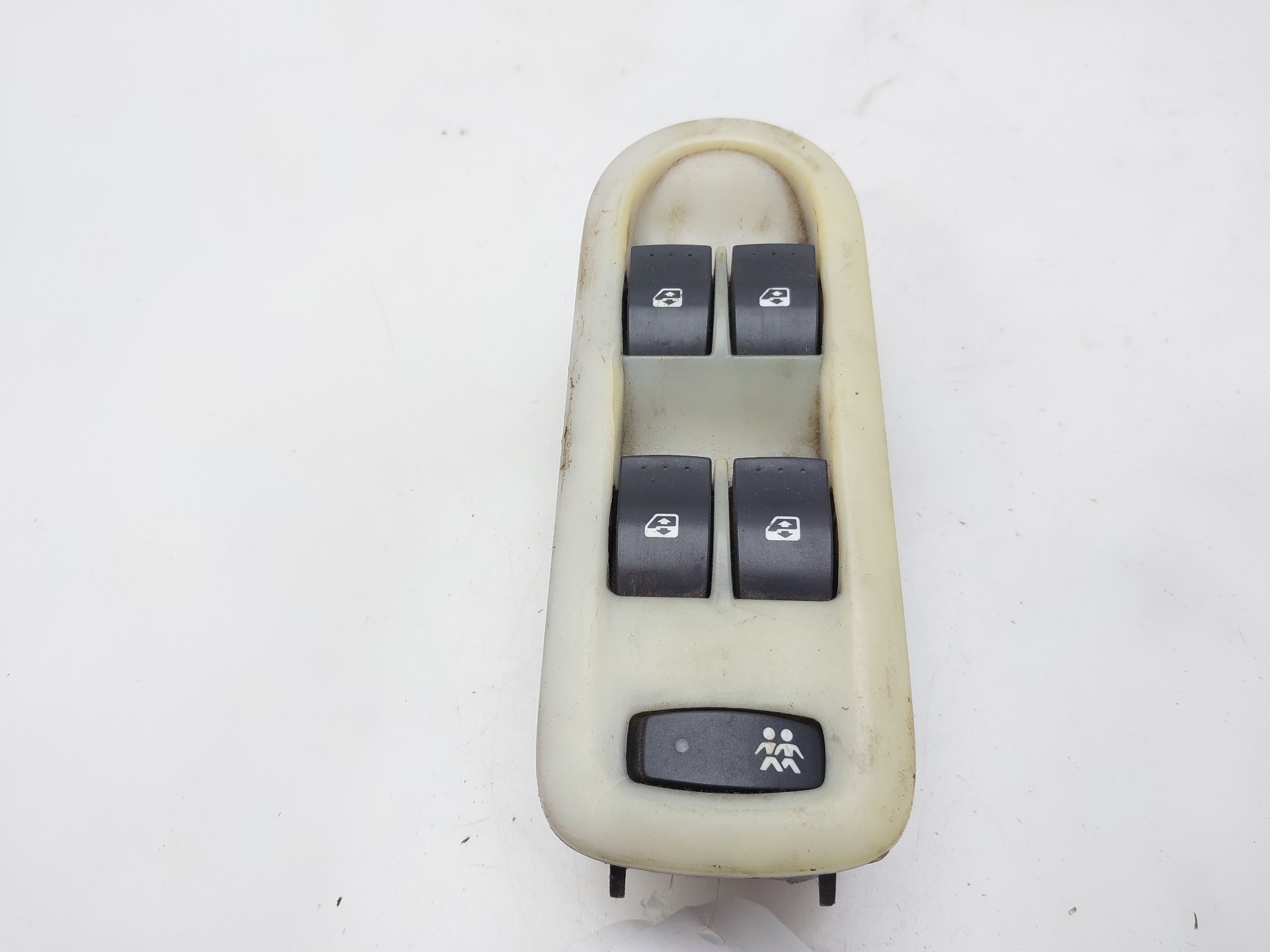 VAUXHALL Megane 2 generation (2002-2012) Front Left Door Window Switch 8200108269 23826110