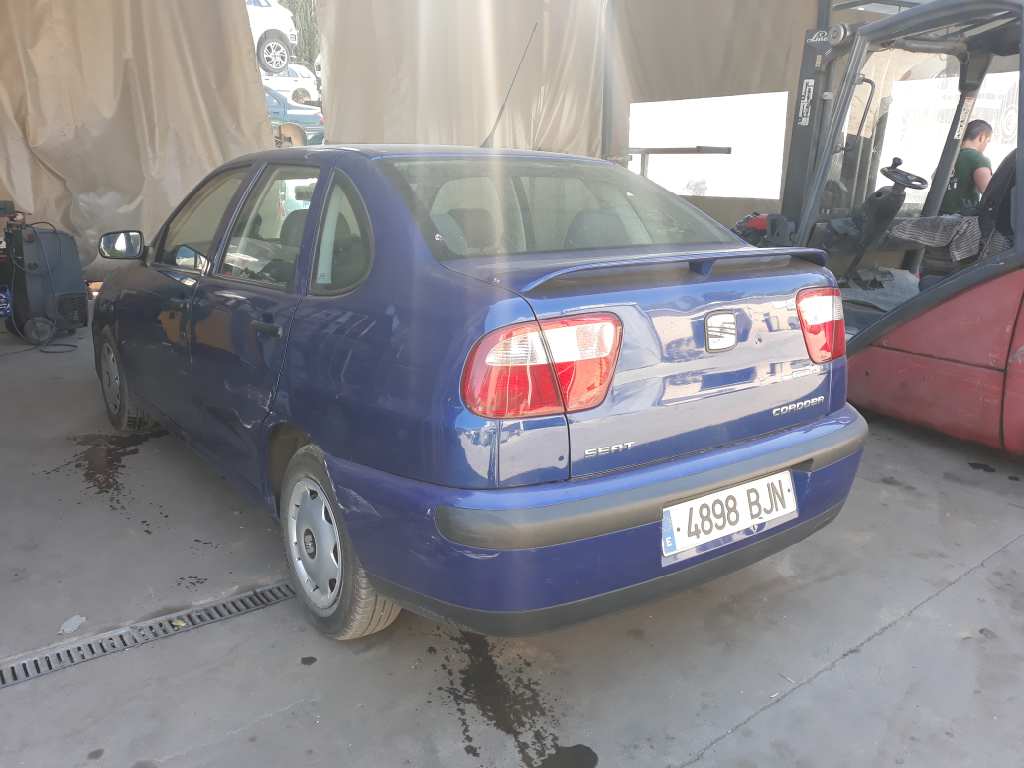 SEAT Ibiza 2 generation (1993-2002) Priekinis dešinys žibintas 6K1941044A 18378504