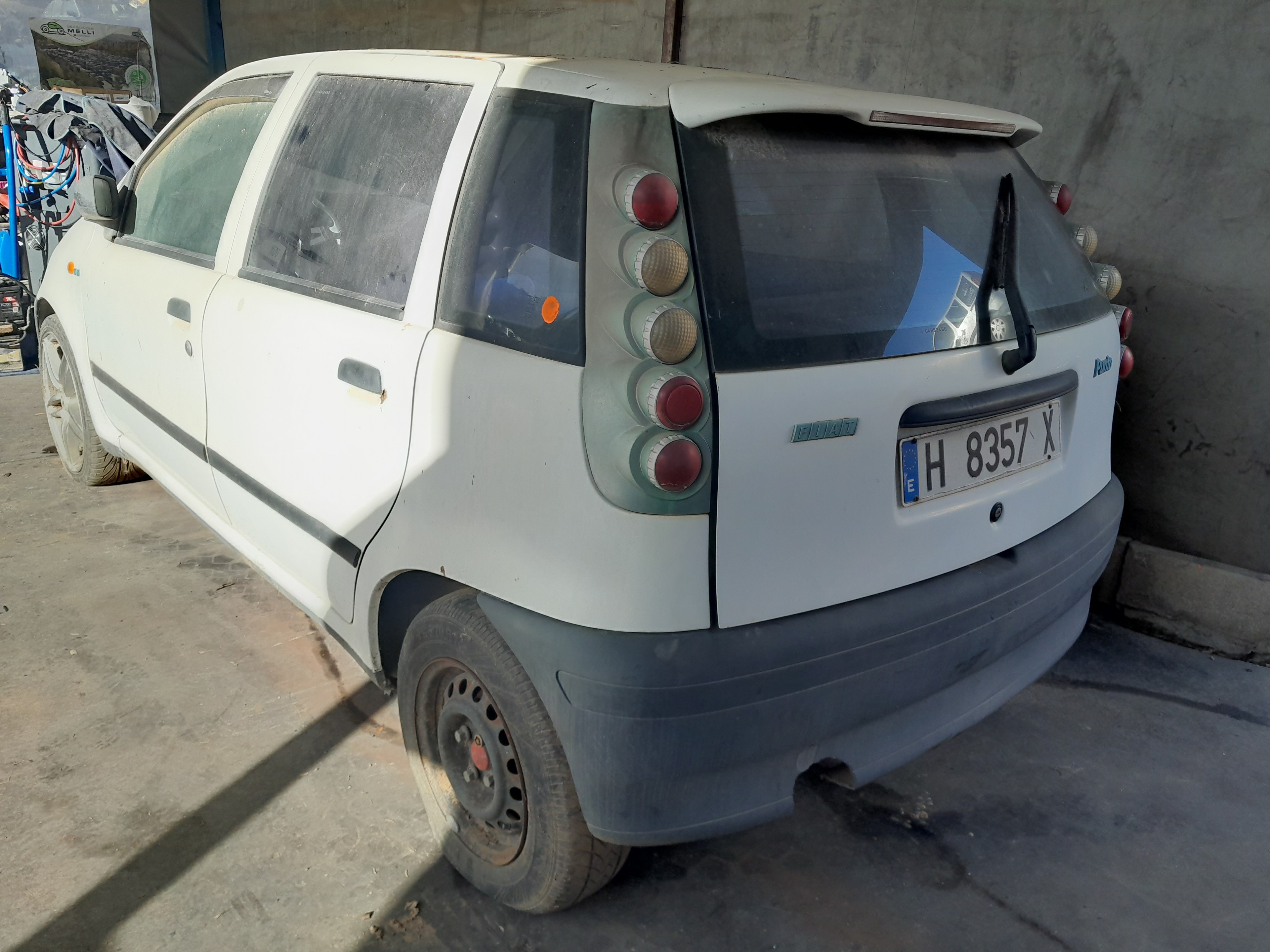 FIAT Punto 1 generation (1993-1999) Priekšējā labā spārna pagrieziena signāls 7732479 24144060