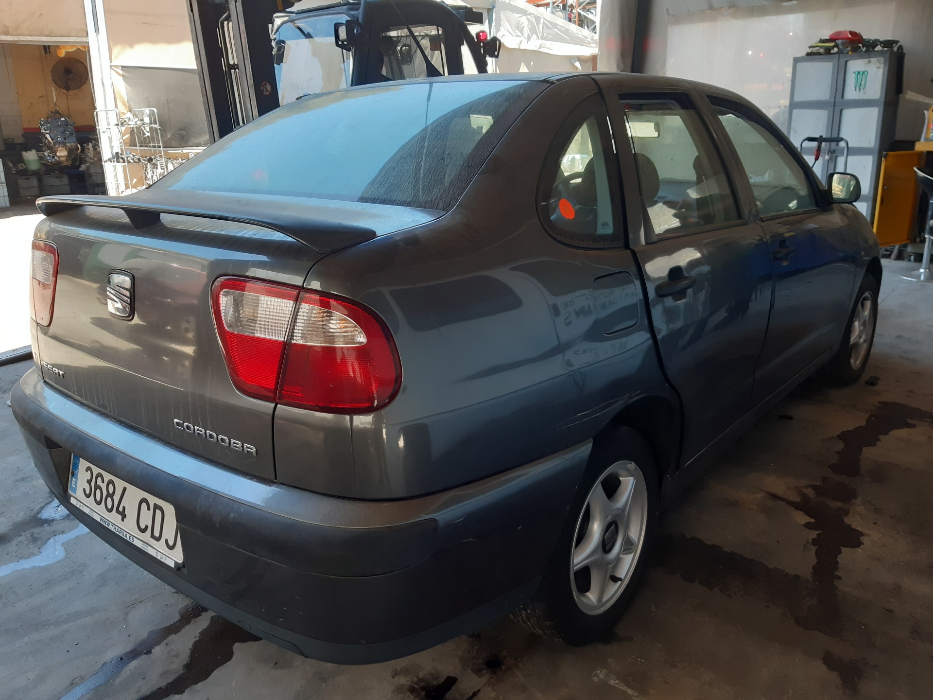 SEAT Ibiza 2 generation (1993-2002) Крыло переднее правое 6K0821022D 22438808