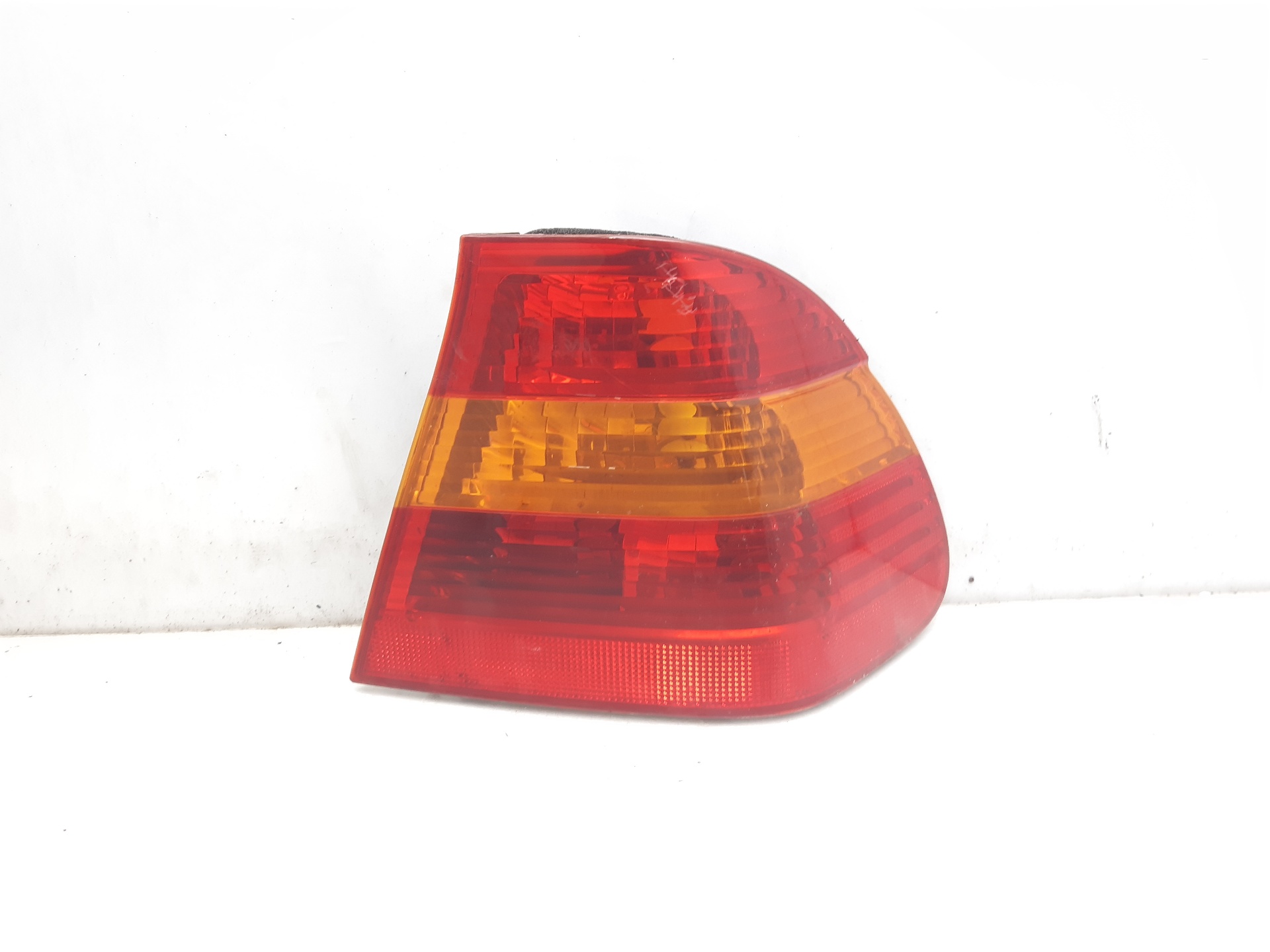 BMW 3 Series E46 (1997-2006) Rear Right Taillight Lamp 6907934 23723285