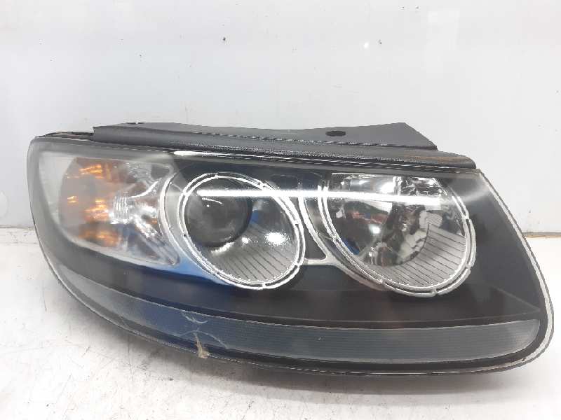 HYUNDAI Santa Fe CM (2006-2013) Front Right Headlight 921022B020 24010438