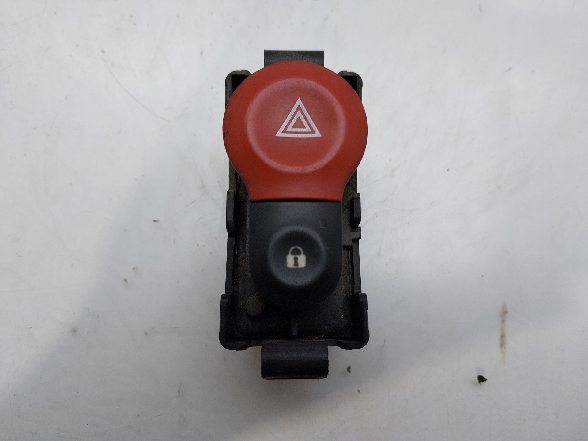 RENAULT Kangoo 2 generation (2007-2021) Hazard button 8200214896A 21697958