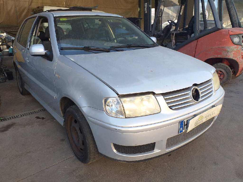 VOLKSWAGEN Polo 3 generation (1994-2002) Radiatora reste 6N0853651J 18526049