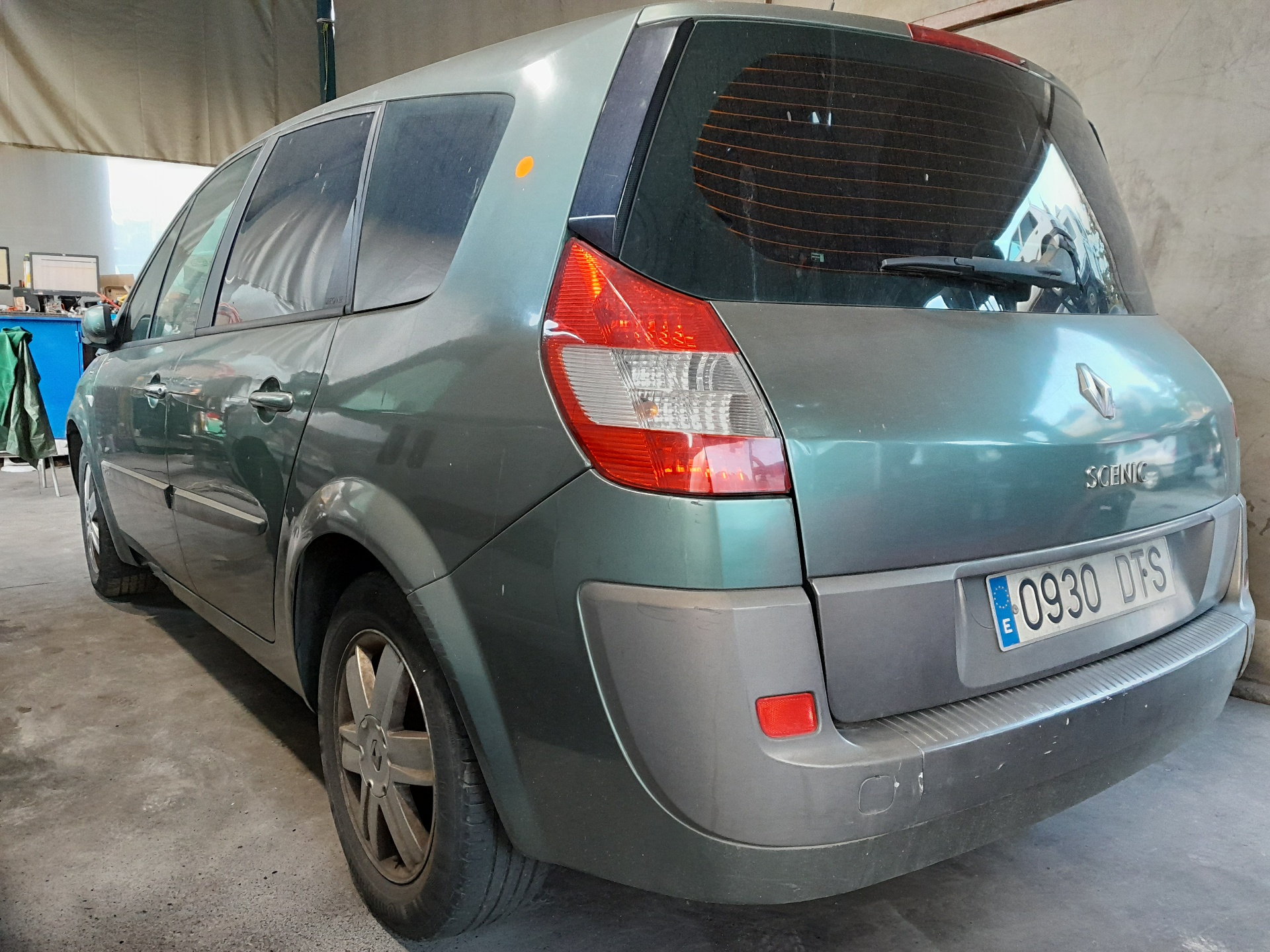 RENAULT Scenic 2 generation (2003-2010) Преден ляв фар за мъгла 8200074008 20148648