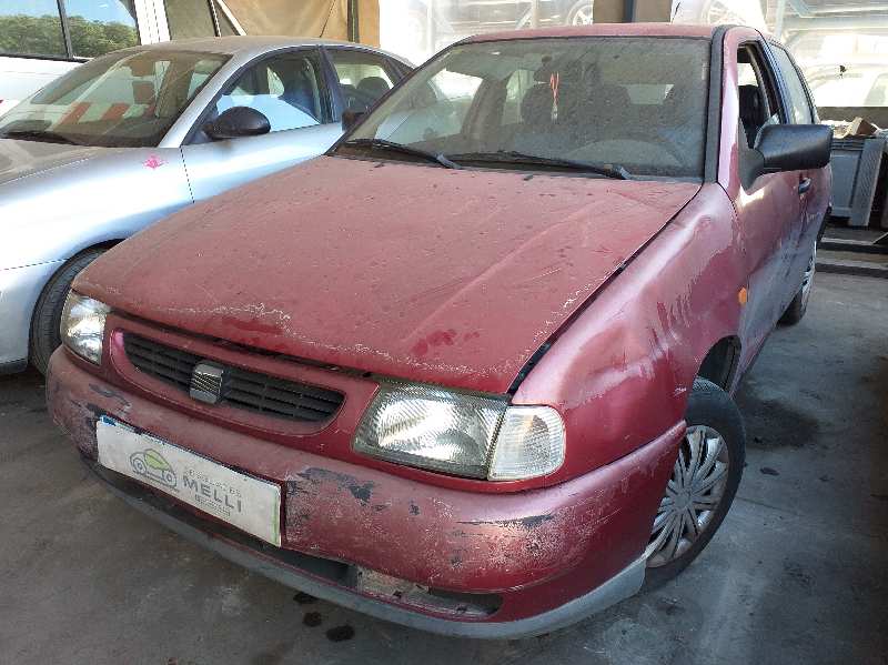 SEAT Cordoba 1 generation (1993-2003) Priekinių kairių durų veidrodis 415312301 18545850