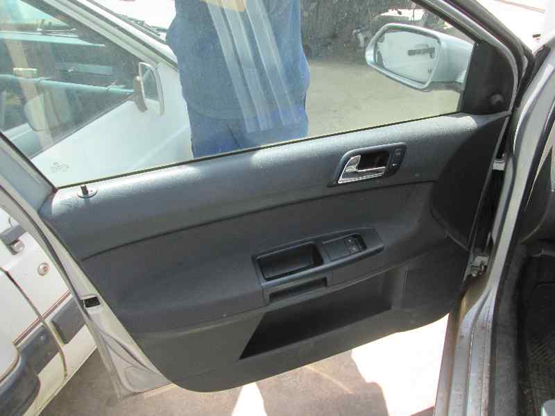 VOLKSWAGEN Polo 4 generation (2001-2009) Rear right door outer handle 3B0837207 22063605