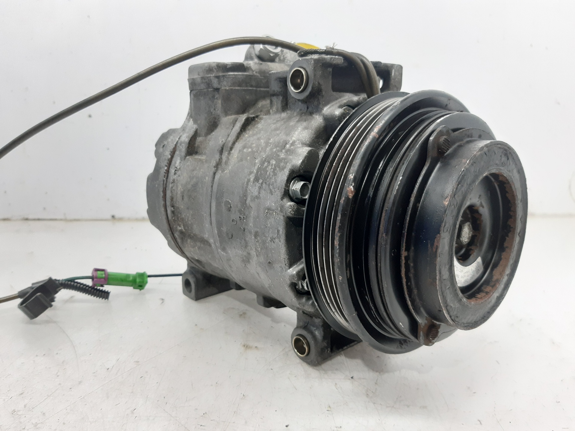 AUDI A4 B5/8D (1994-2001) Air Condition Pump 4B0260805C 20359784