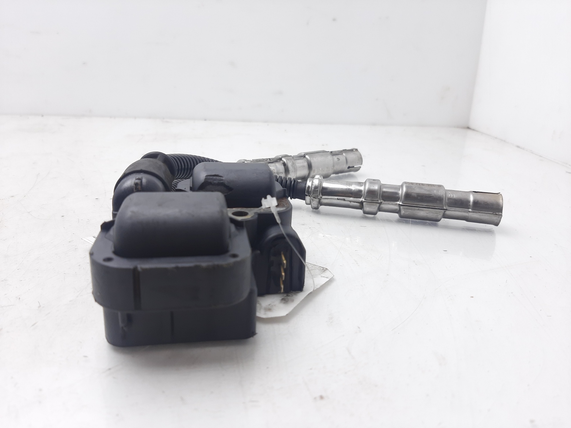 MERCEDES-BENZ C-Class W203/S203/CL203 (2000-2008) High Voltage Ignition Coil A0001587803 22334575