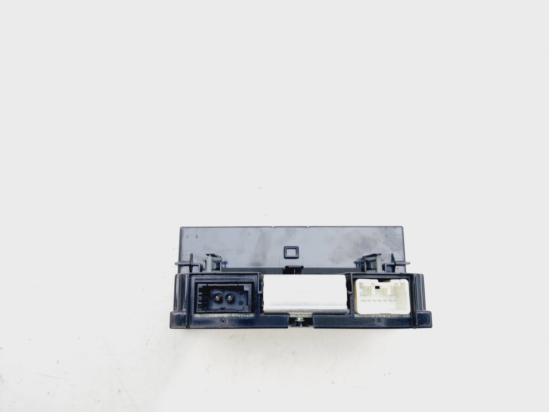 Pantalla multifunción D5204T5 31268055 de Volvo C30 (533) 2006-2012 150 CV - pieza usada