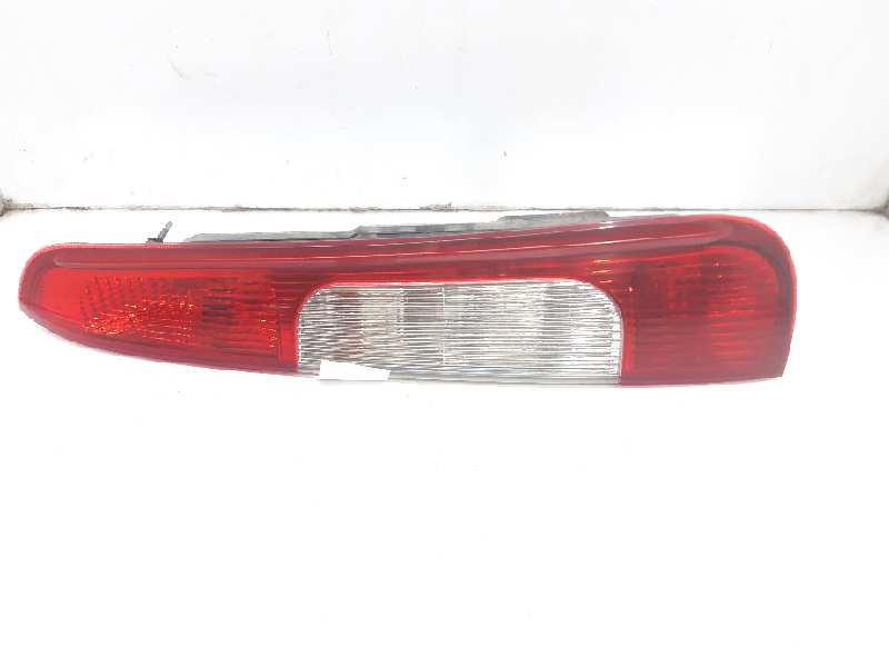FORD C-Max 1 generation (2003-2010) Rear Right Taillight Lamp 1347454 22131093