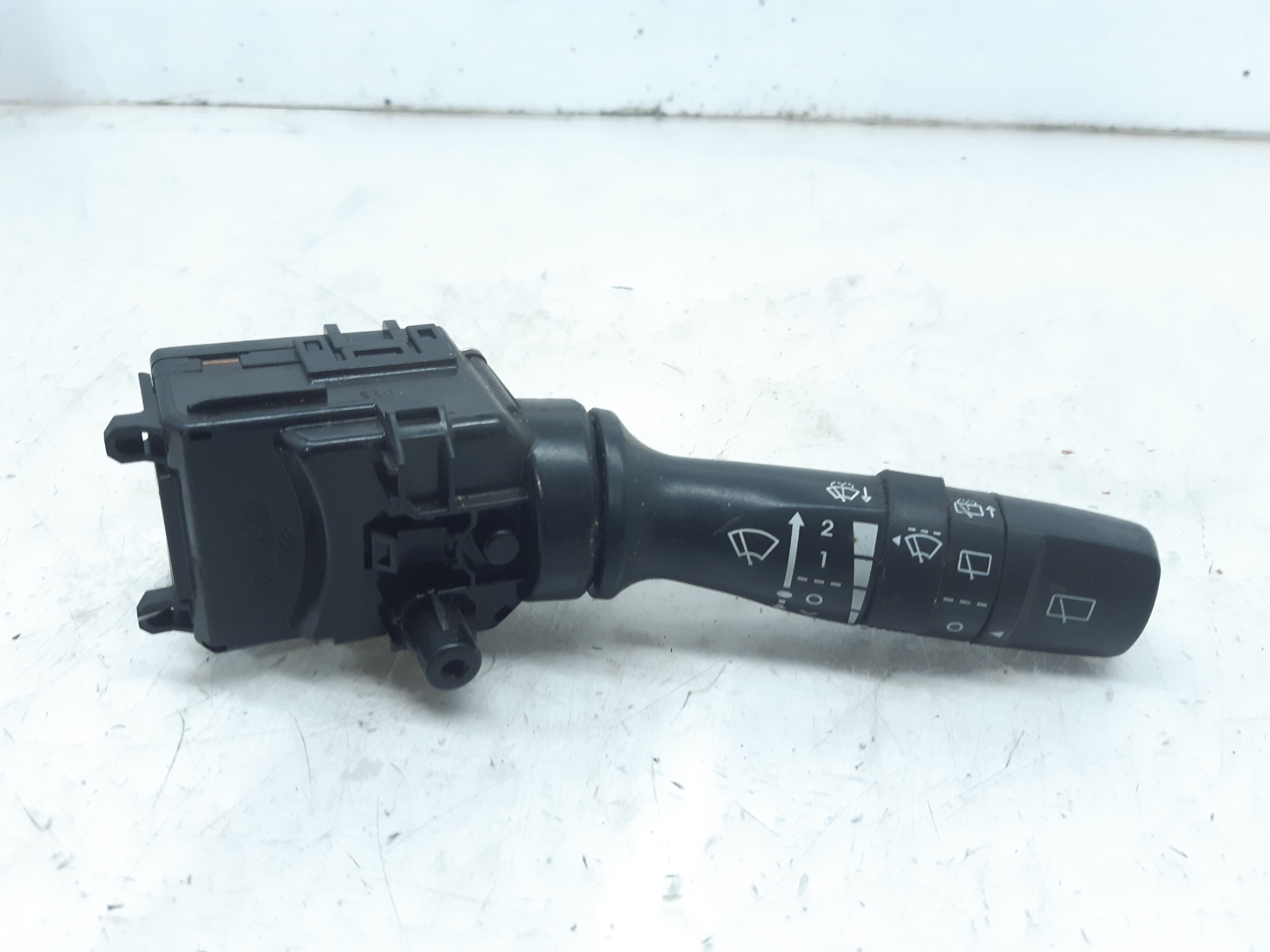 HYUNDAI Tucson 3 generation (2015-2021) Indicator Wiper Stalk Switch 934202K560 18653992