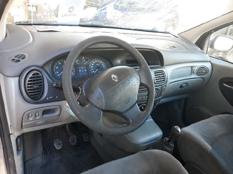 RENAULT Megane 1 generation (1995-2003) Блок управления двигателем 8200199726 20185460