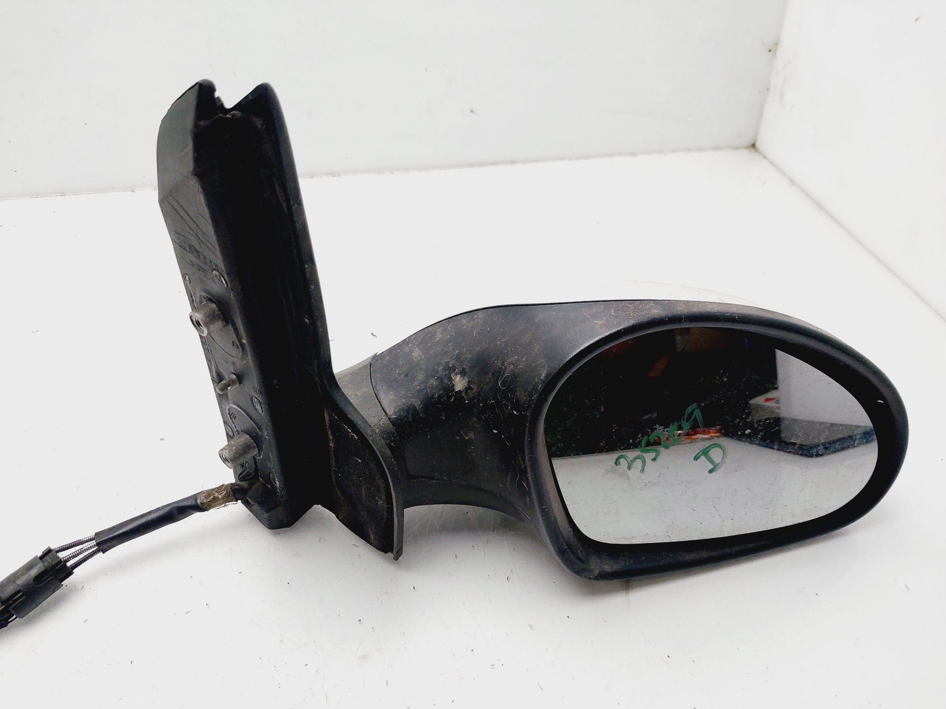 SEAT Toledo 3 generation (2004-2010) Right Side Wing Mirror 5P1857508N 26677810