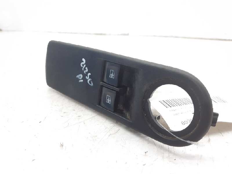 RENAULT Clio 3 generation (2005-2012) Front Left Door Window Switch 809611667R 18566197