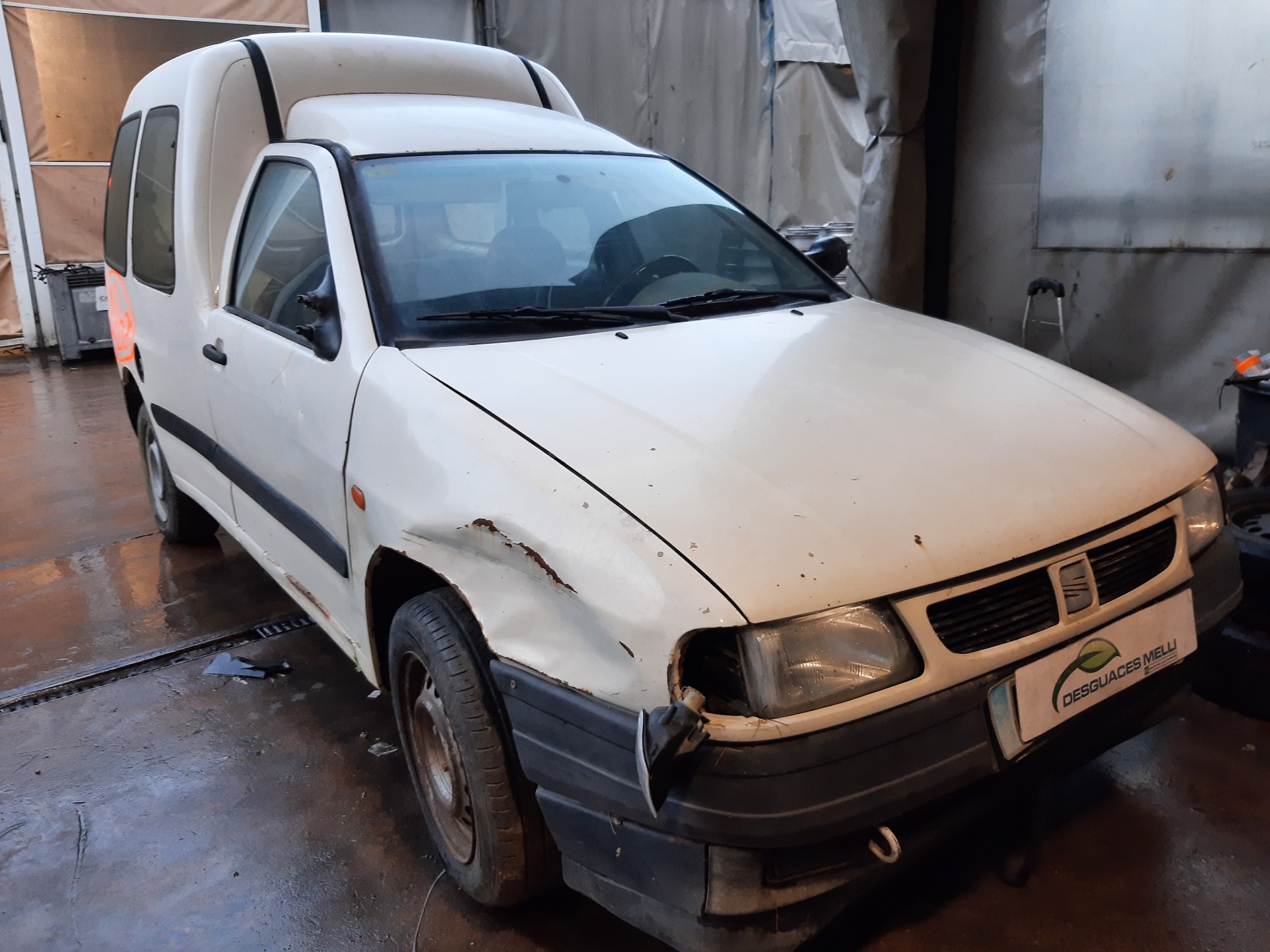 SEAT Inca 1 generation (1995-2000) Priekinis dešinys saugos diržas 6K4857706AFKZ 18773371