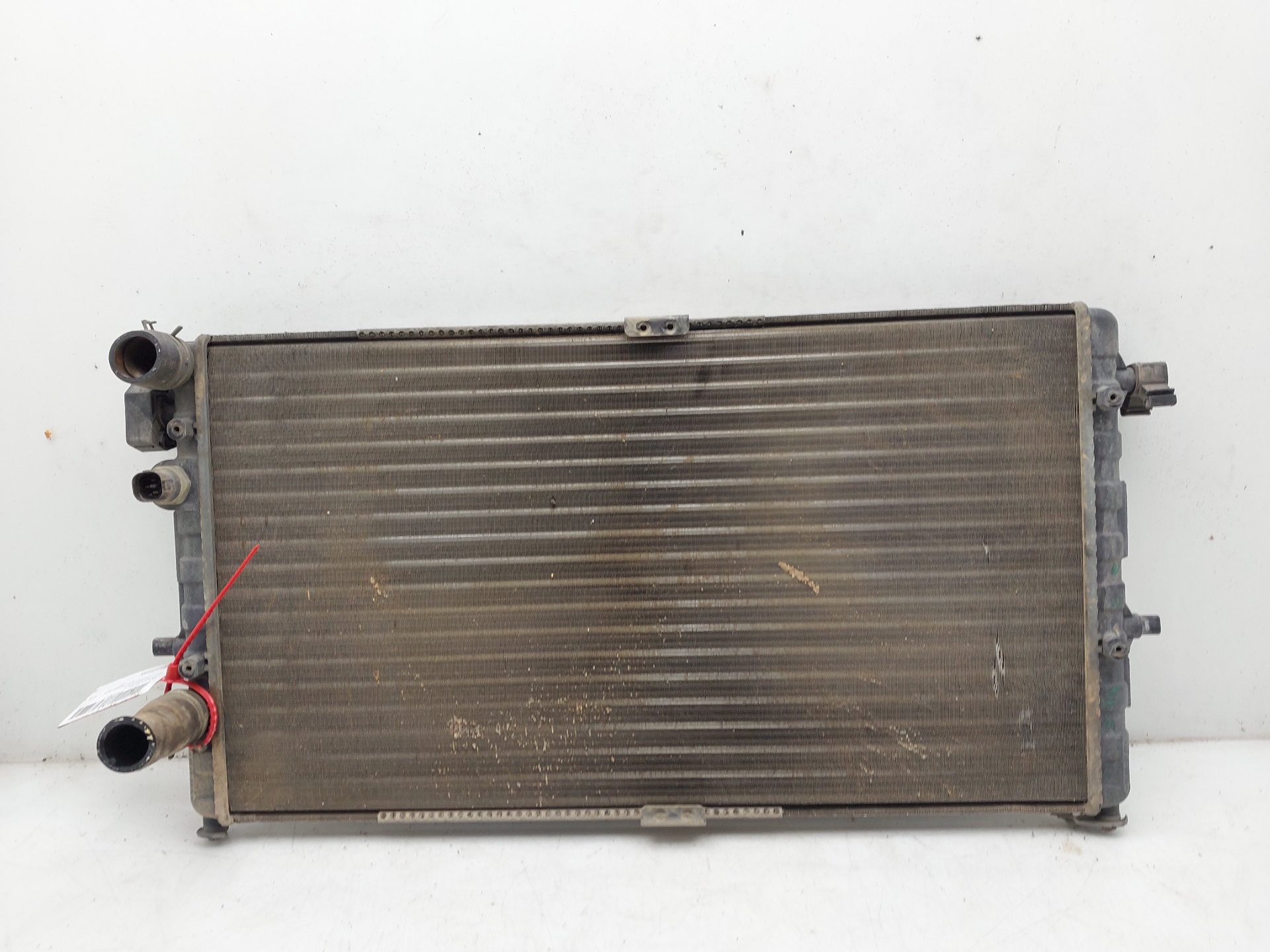 SEAT Cordoba 1 generation (1993-2003) Gaisa kondensācijas radiators 6K0121253AG 24757972