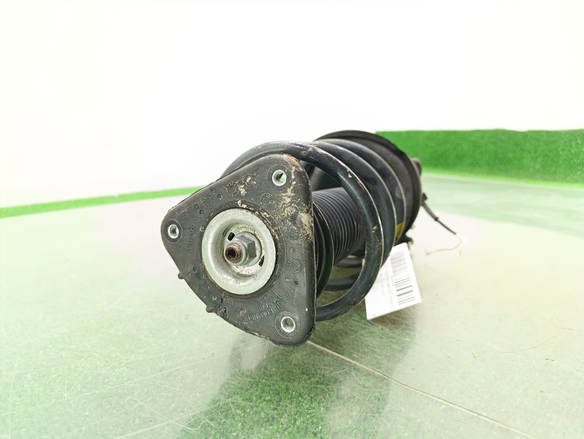 Stoßdämpfer vorne rechts D4162T 31317922 de Volvo V40 cross country (526) 2012-2015 114 CV con 77129 km - pieza usada
