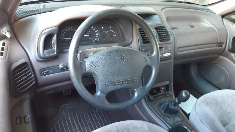 RENAULT Laguna 1 generation (1993-2001) Кронштейн ручки передней левой двери 7700823286 20197778