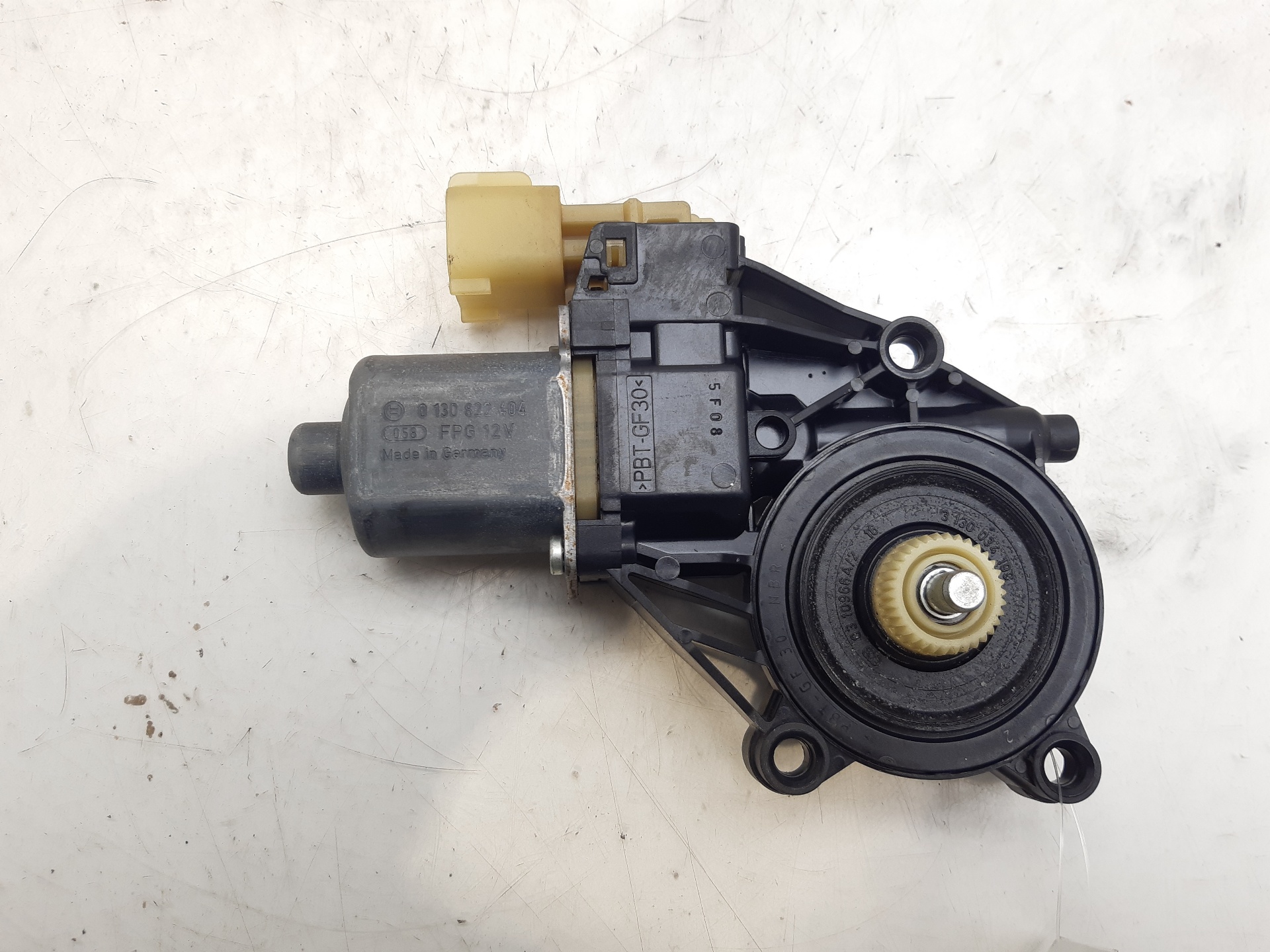 HYUNDAI Fiesta 5 generation (2001-2010) Vänster framdörr Fönsterregulatormotor 8A6114A389B 23078850